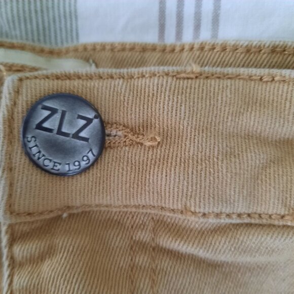 ZLZ Mens Khaki Denim Shorts Size 40 - Picture 9 of 9